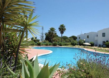 Carvoeiro-Branco-Jardim-do-Paraiso-02